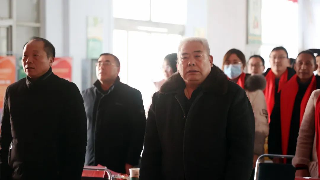 乘勢(shì)而上開(kāi)新局&middot;凝心聚力...